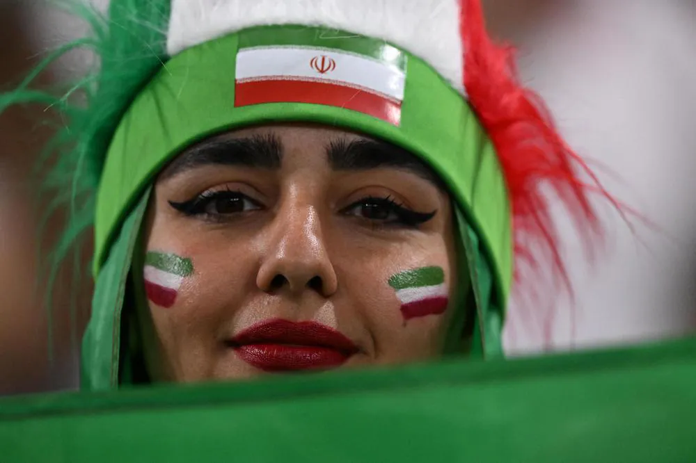 29-11-2022_hinchas_del_seleccionado_de_iran