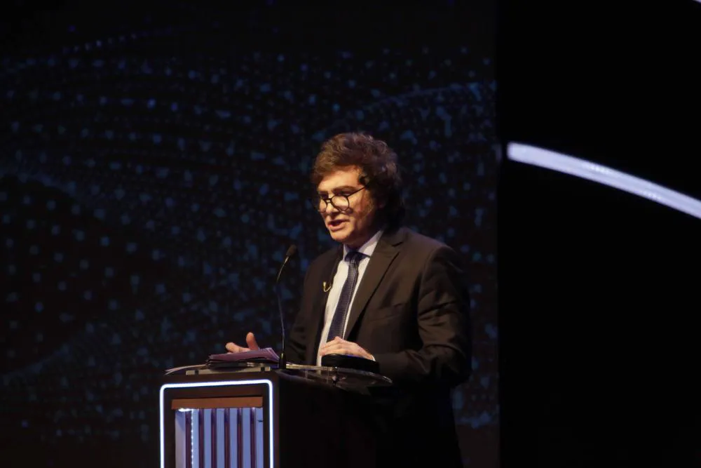 02-10-2023_a_solo_tres_semanas_de