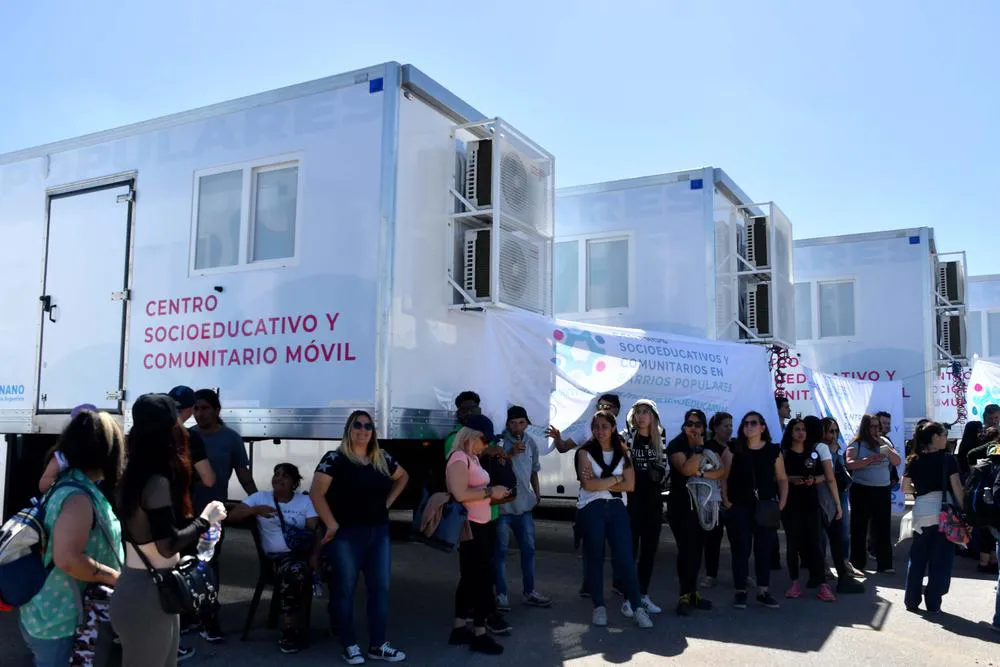 14-11-2023_el_gobernador_de_la_provincia (1)