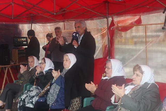 Carlos Raimundi y Hebe 2