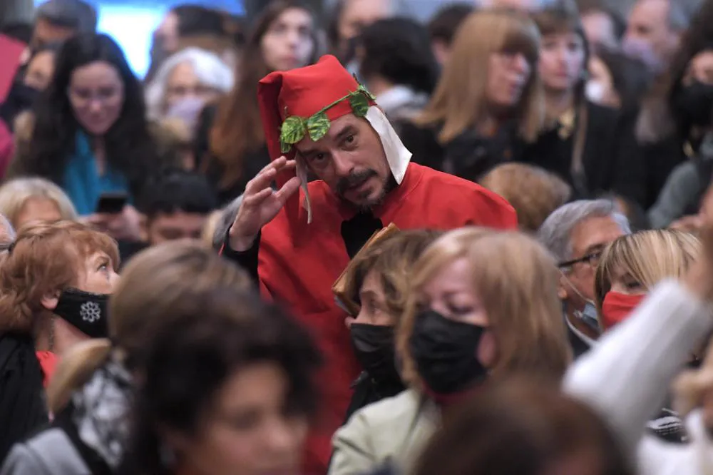 08-07-2022_el_palacio_barolo_uno_de (1)