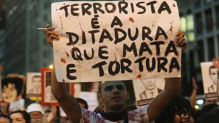 brasil-de-fato-rechazo-dictadura-compressor_1