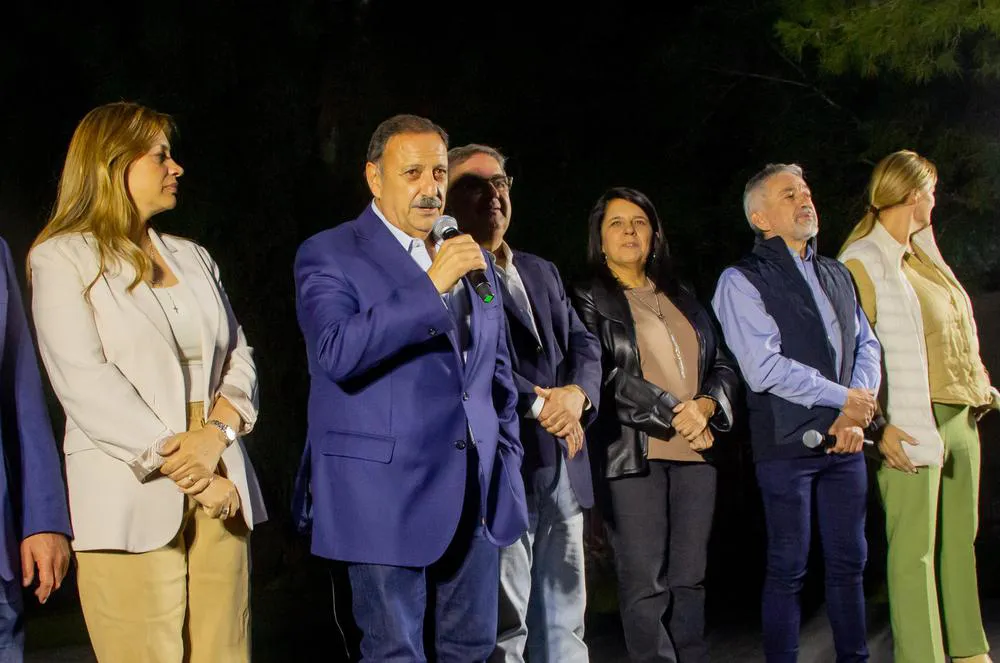 08-05-2023_el_gobernador_peronista_de_la (2)