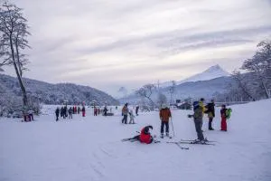 tn_a2bca130fa5b2e264a2b4cb58f7e7697_300x200