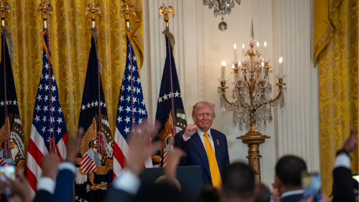 el-presidente-de-estados-unidos-donald-trump-durante-un-evento-en-la-casa-blanca-ep_15_1200x675