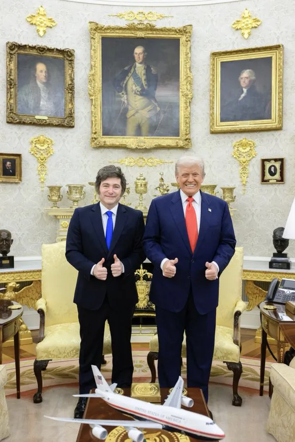 dosimbecilesrretrogados