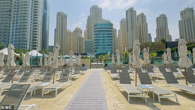 107102955-15642511-image-a-13_1773396864307-convertido-de-avif