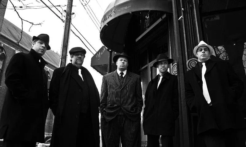 street-shot-with-gangsters_resized