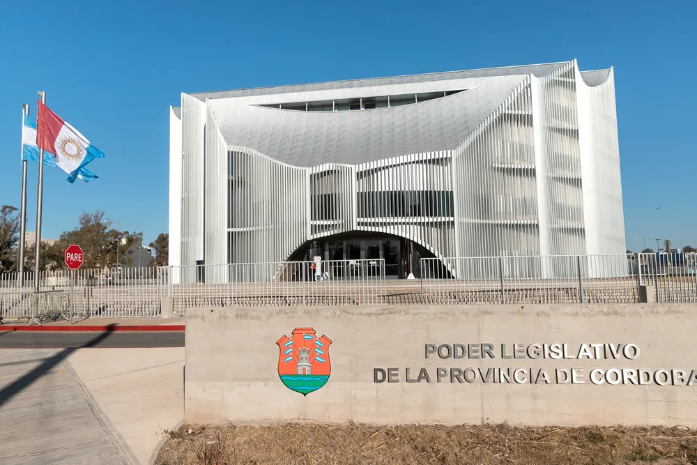 LEGISLAURA_DE_CÓRDOBA_FACHADA_nueva