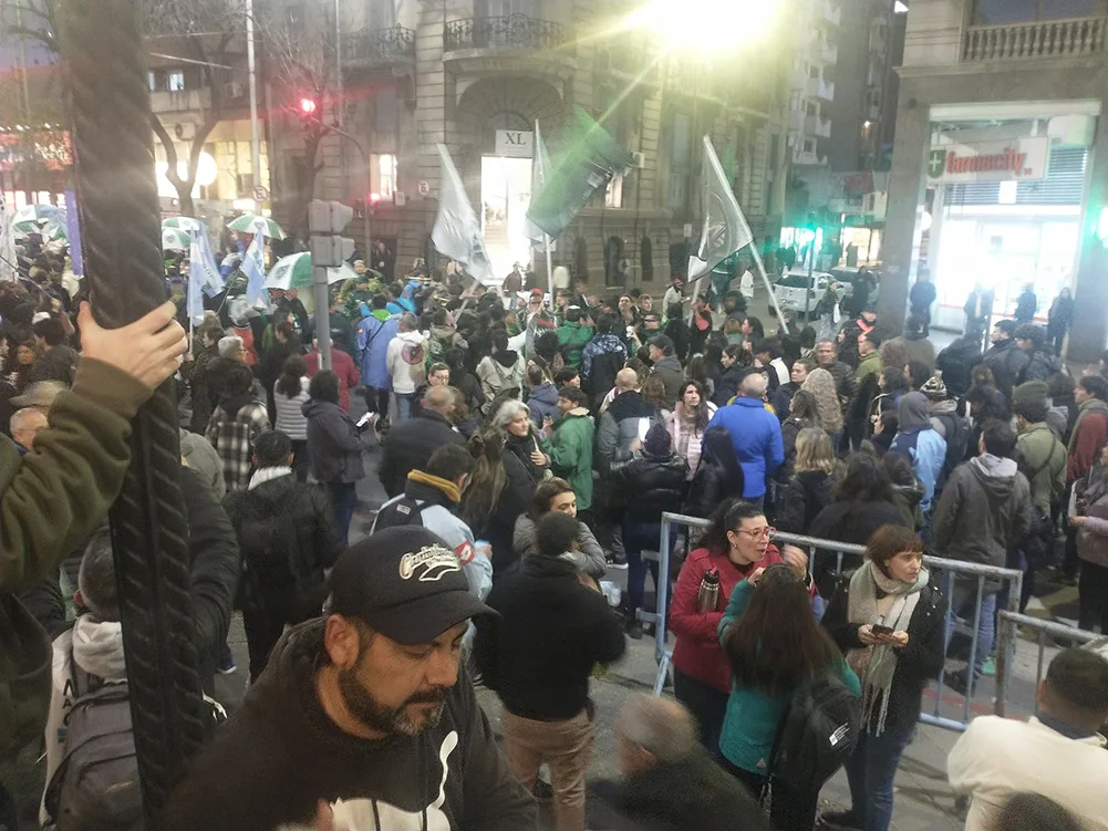 z-marcha-cordoba-cfk-1w-jpg