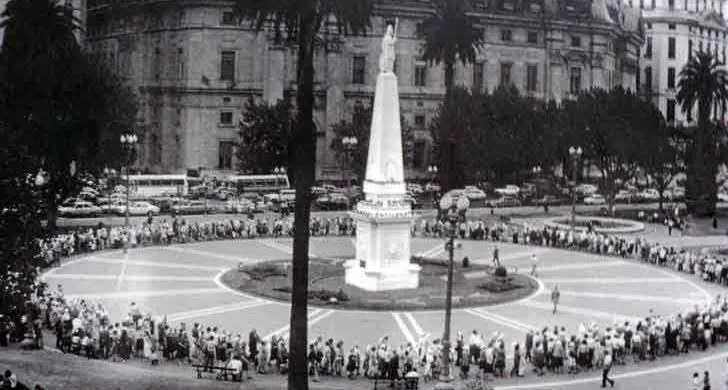 Ronda-de-Madres-de-Plaza-de-Mayo