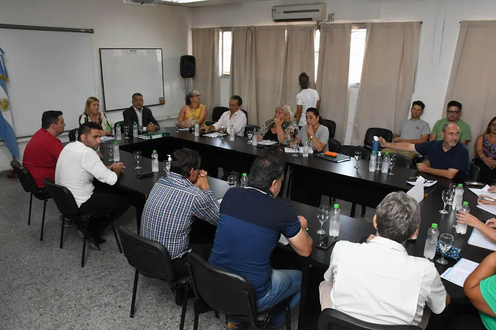 556439_resize-of-gus_8571