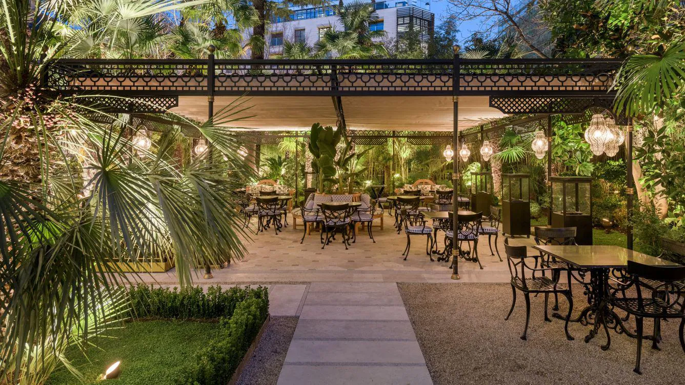 lc-madlc-hotel-terrace-31801_Wide-Hor