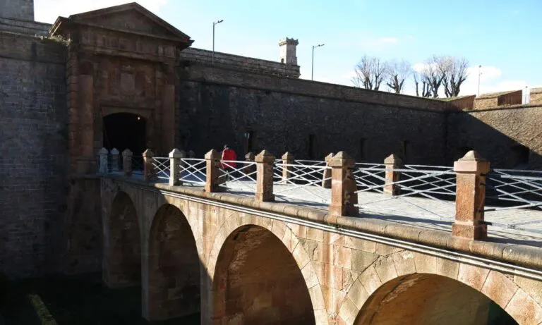 montjuicarquitecturaa