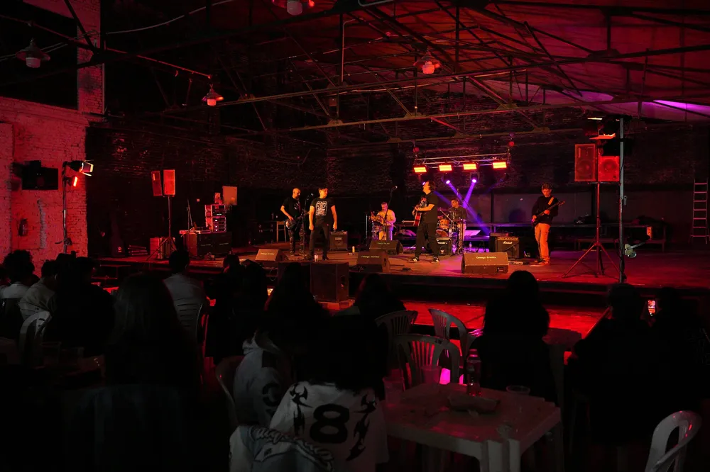 ROCK 7 -