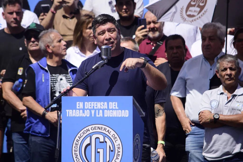 Marcha-CGT-plaza-de-mayo-reforma-Sarapura-5-1024x683