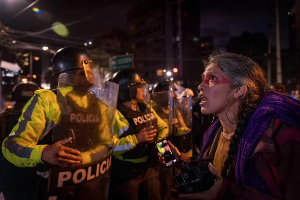 ecuador-noboa-constituyente-paro-06-1024x683fotoseis