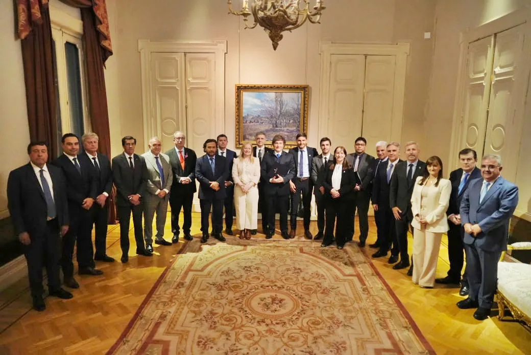 3b31c445-bbb0-4fb5-b159-3aba9a799b72