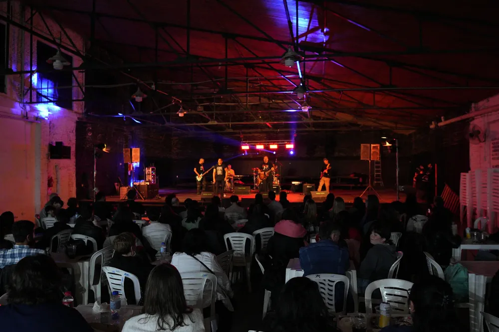 ROCK 6 -