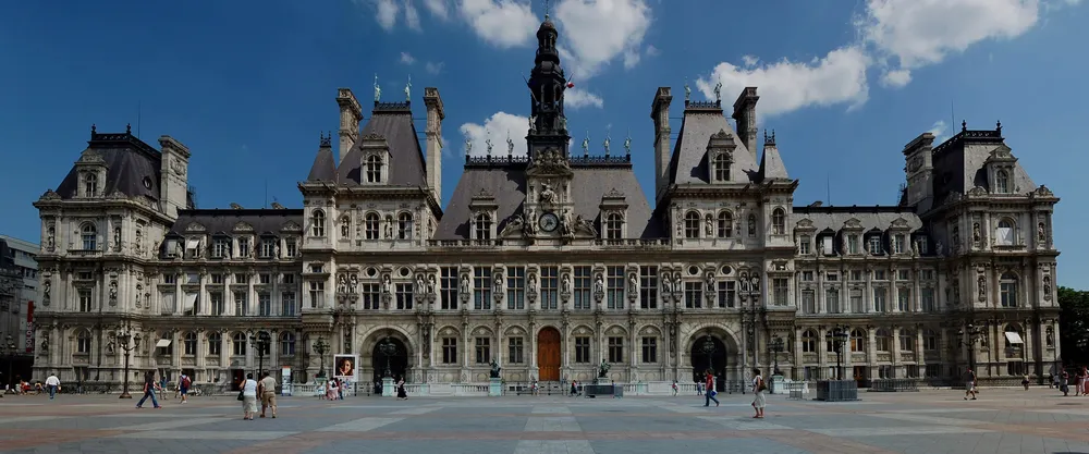 Hôtel_de_ville_de_Paris_(panoramique)