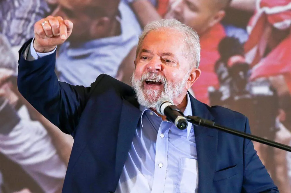 lulaprafrente