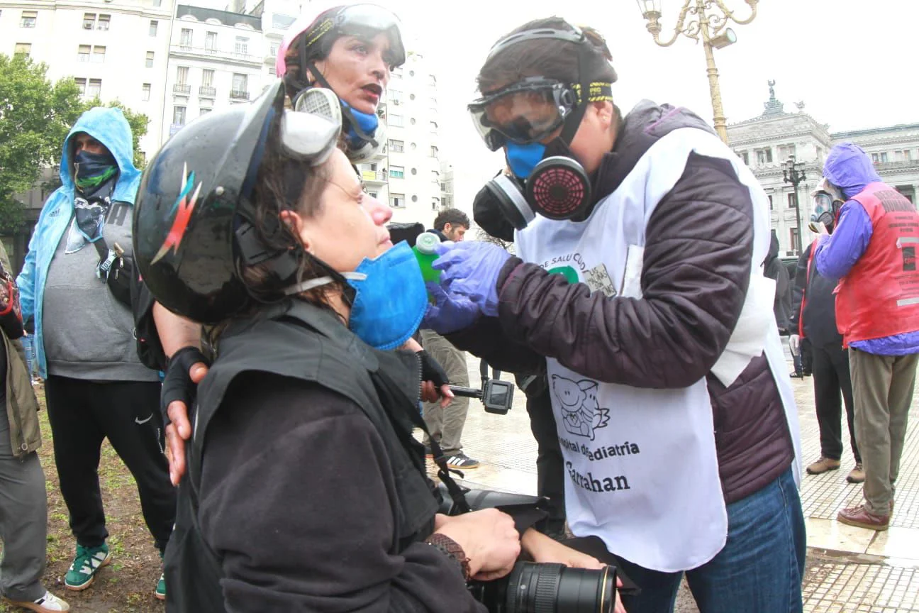 Manifestantes-participan-de-la-quinta-marcha-federal-universitaria-fot-EDGARDO-GOMEZ-3-6