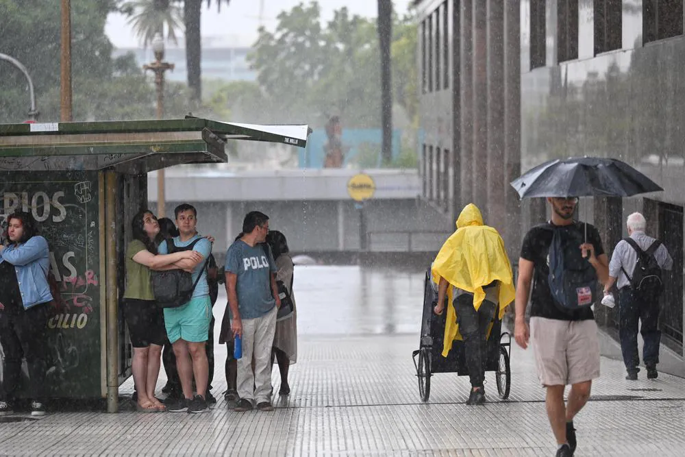 08-02-2024_numerosas_calles_y_avenidas_de (1)