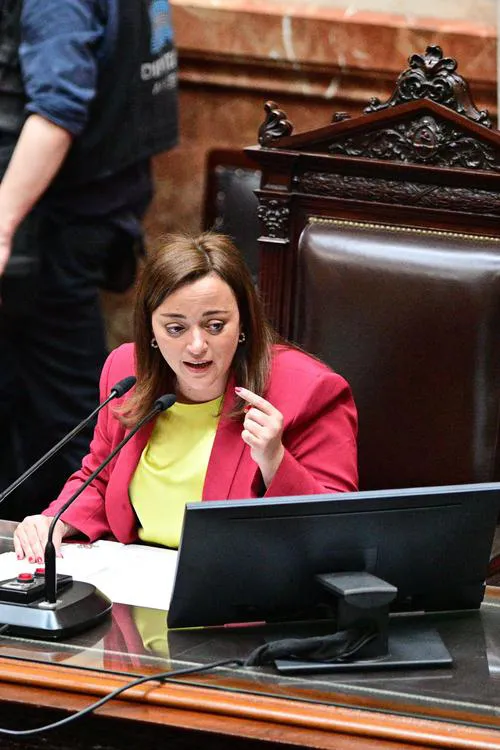 02-08-2022_la_camara_de_diputados_acepto