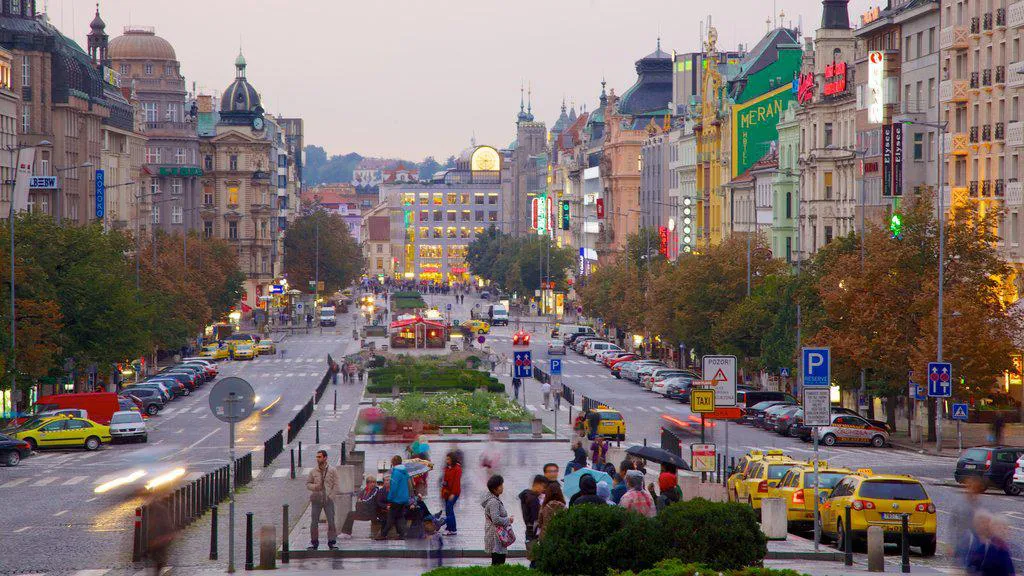 63544-Wenceslas-Square-Vaclavske-Namesti