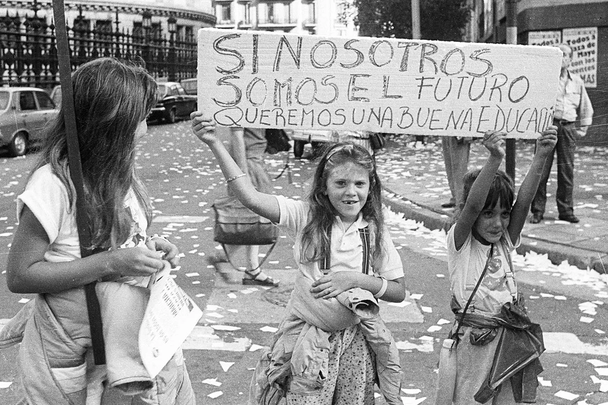 web-Archivo-Hasenberg-Quaretti-Marcha-Blanca-23-5-1988-61