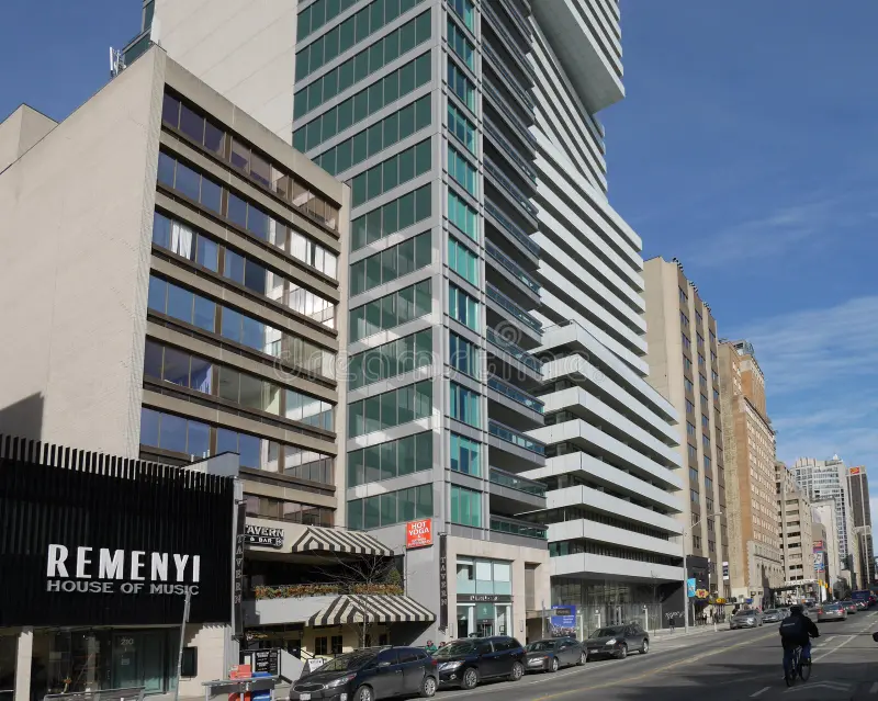 construcciones-de-viviendas-modernas-toronto-86408654