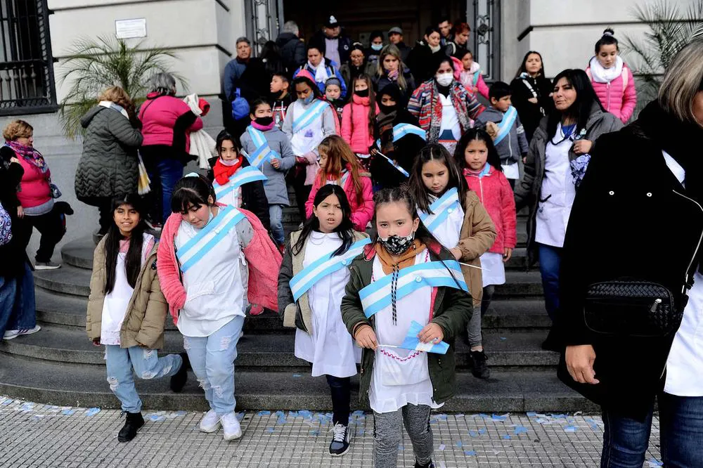 20-06-2022_miles_de_estudiantes_del_conurbano