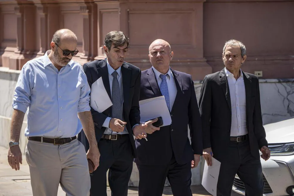 12-12-2023_el_presidente_javier_milei_encabeza